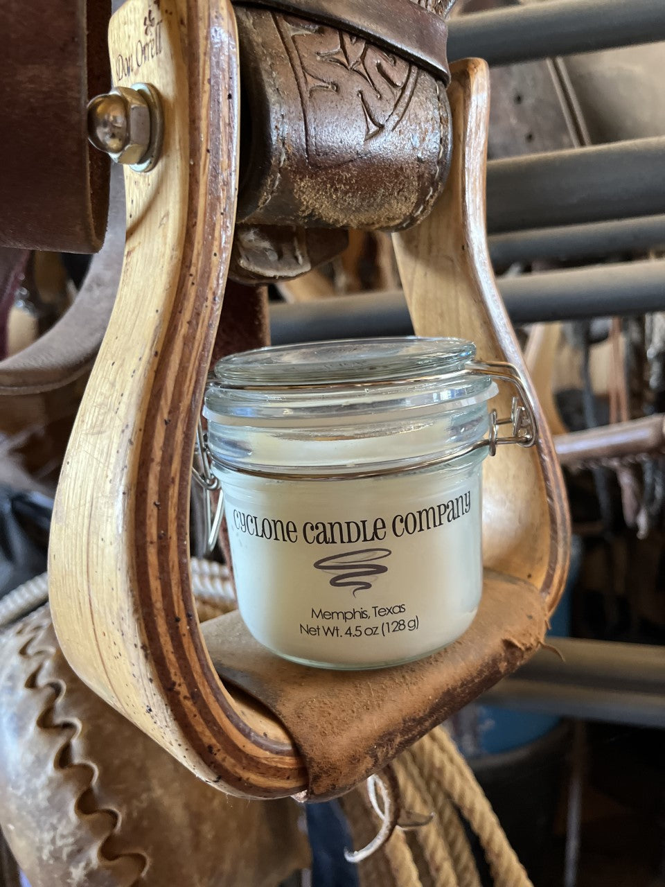 SADDLE & TACK:  While stepping into the tack room, this fragrance portrays scents of leather saddles, bridles, bits, and saddle pads.
